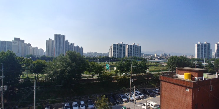  주방 옆 대형 다용도실과 보조주방까지 갖추어진 중화동 신축빌라 ~ 하나스위트 분양 안내입니다.