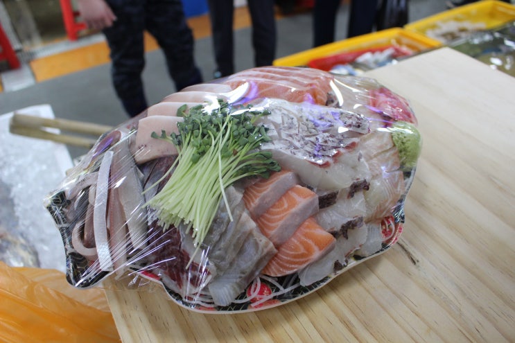  노량진수산시장 맛집 경성상회 - 노량진 전어 회 꼭 드세요! 모듬회 착한 가격부터 맛집 강추해요