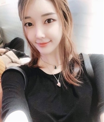 '혼전임신' 티아라 출신 한아름 "축복받을 일, 낯부끄러운 댓글로 망치지 말라" 분노 '혼전임신' 티아라 출신 한아름 "축복받을 일, 낯부끄러운 댓글로 망치지 말라" 분노