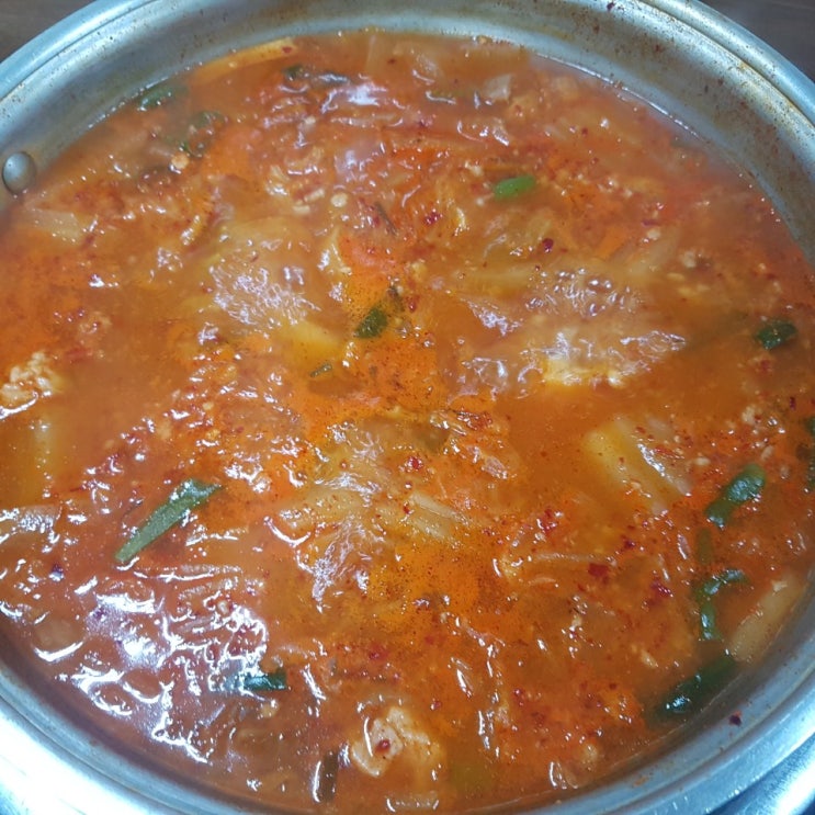  대전판암동맛집 호두나무집 삼겹살과 김치찌개가 끝내줍니다