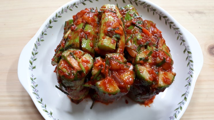 토마토 오빠표 오이로 오이소박이 만들기 토마토 오빠표 오이로 오이소박이 만들기