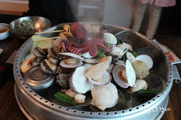  군산 수송동 맛집 포세이돈 조개전골 (조개품은 포세이돈),조개요리전문점