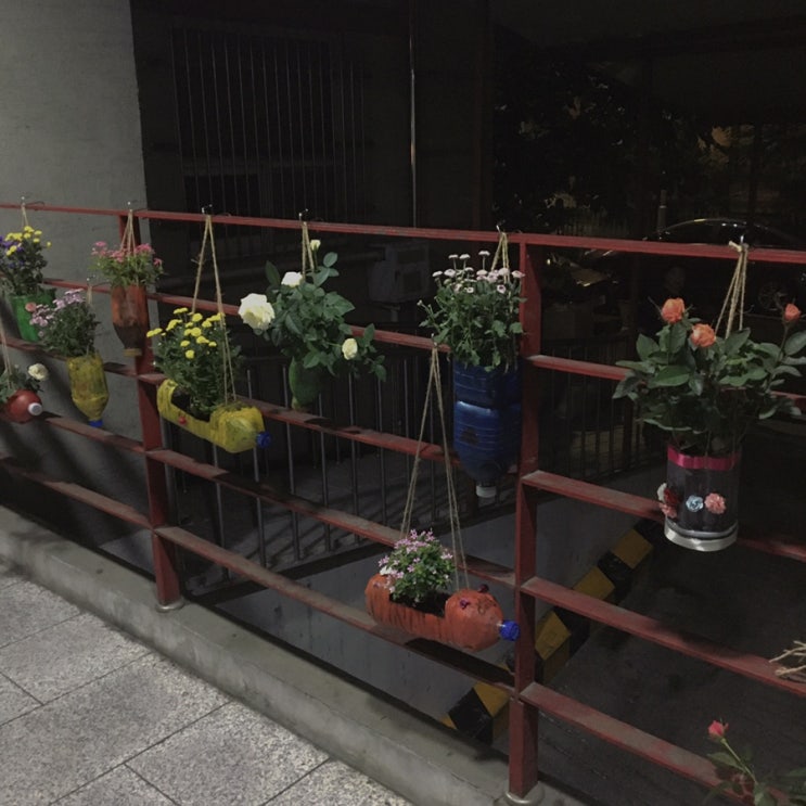  사람은 혼자선 못 살아요