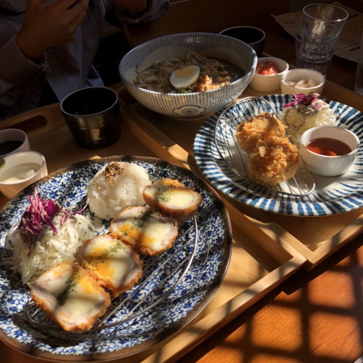 [맛집 추천] 마산 합성동 맛집/카츠준/치즈돈까스/합성동 카페 추천/ 노타이틀 /NO TITLE/플렛 화이트 /tarr tarr/타르타르