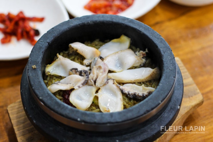  제주 명진전복 만족한 첫 식사