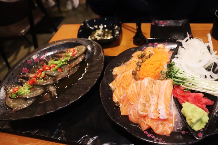  안산술집 :: 한대앞역 연어이야기&육회, 간장새우장도 맛있네