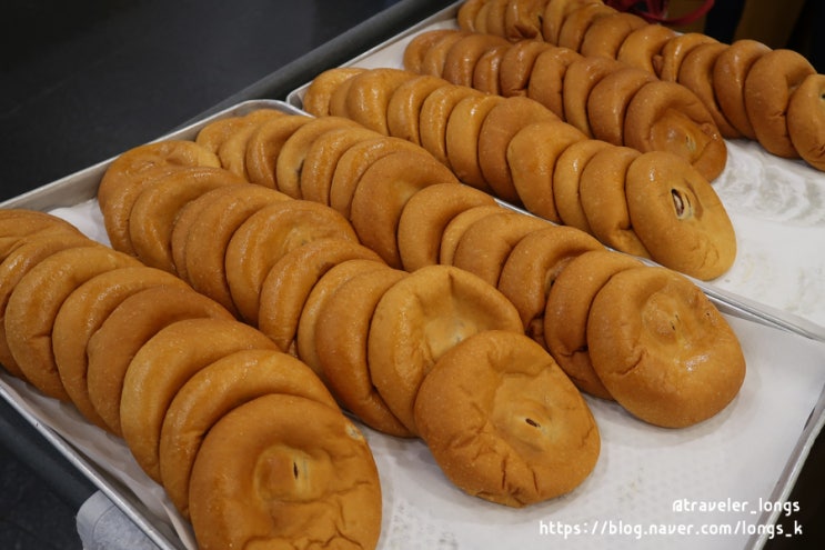 대한민국에서 가장 오래된 빵집, 군산 빵 맛집 이성당