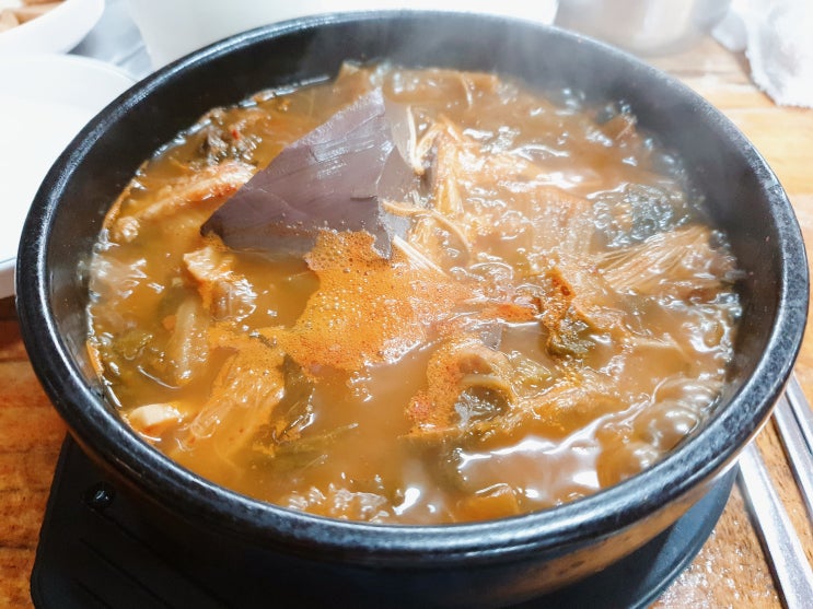 장사가 안되는  집은 다 이유가 있다.