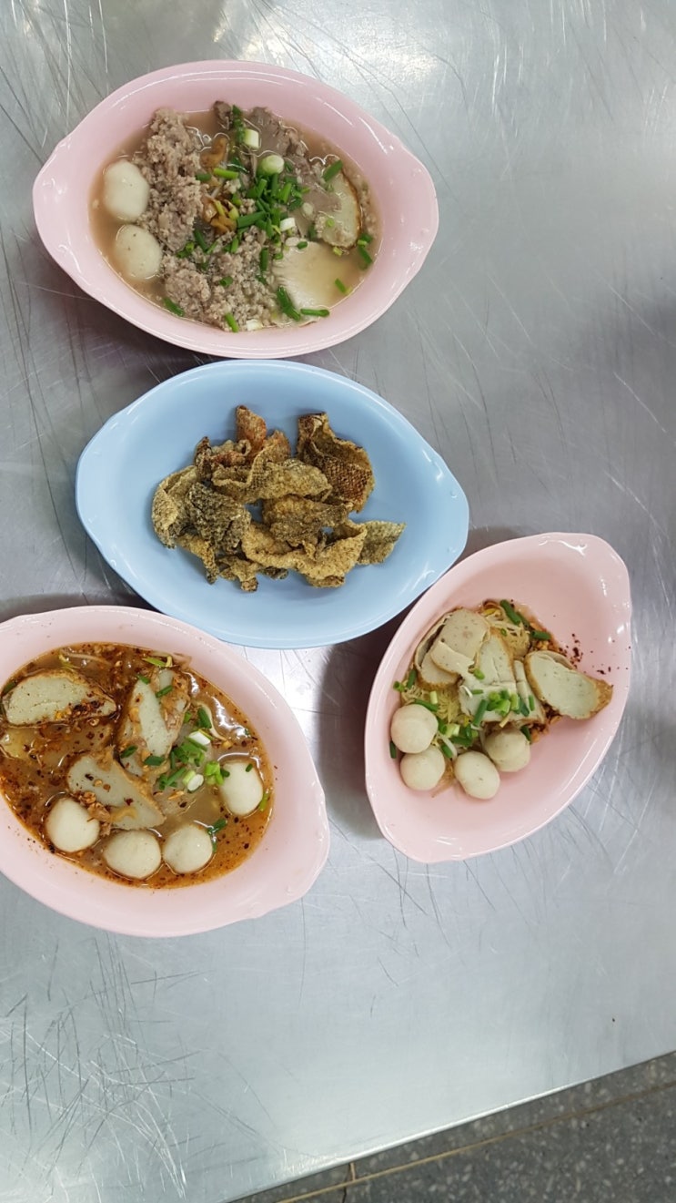 태국 방콕 자유여행 : 프롬퐁역 쌀국수 맛집 / 룽르엉(Rung Reung) / 스트리트 푸드 파이터 백종원 맛집 / 미슐랭 빕구르망