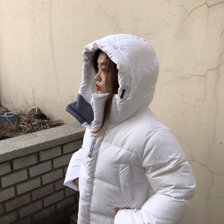  따뜻한 구스 다운으로 겨울 롱패딩 준비 !데상트 캐논 구스 다운 +블랭크라벨 운동화 착샷!