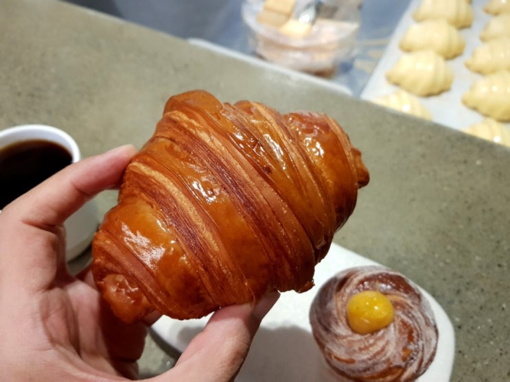  [멜버른 맛집] 룬 크루아상 (Lune Croissanterie) - 여기보다 잘하는 빵집 서울에만 수십개