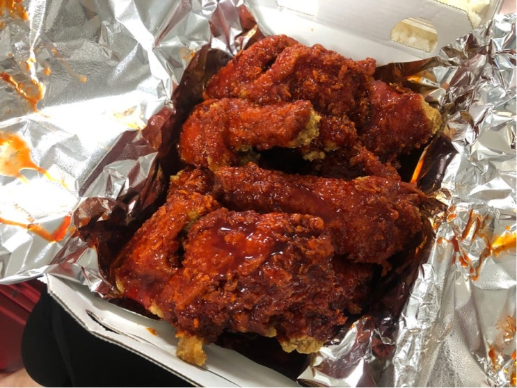  bbq 뱀파이어치킨 "2단계 블러드" 먹기두려운 매운 맛 후기!