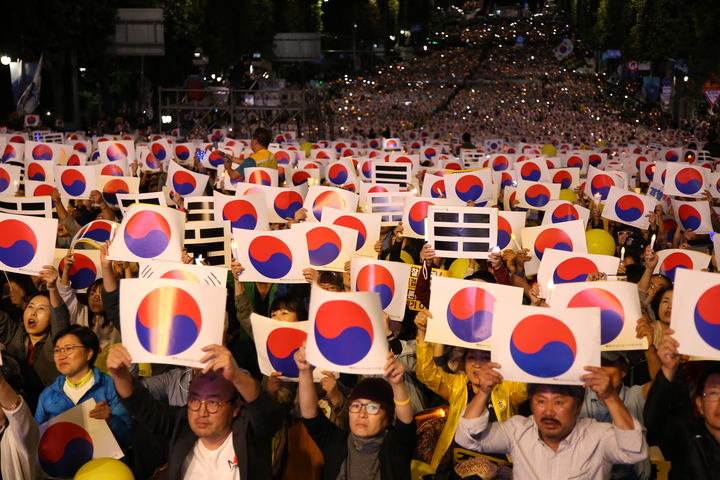  [시론] 일부 진보지식인들이 빠진 <지적 부패의 늪> / 김민웅
