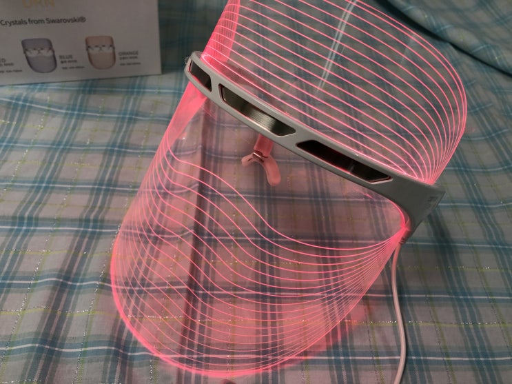  아이언맨 led 마스크팩 살까 고민했는데
