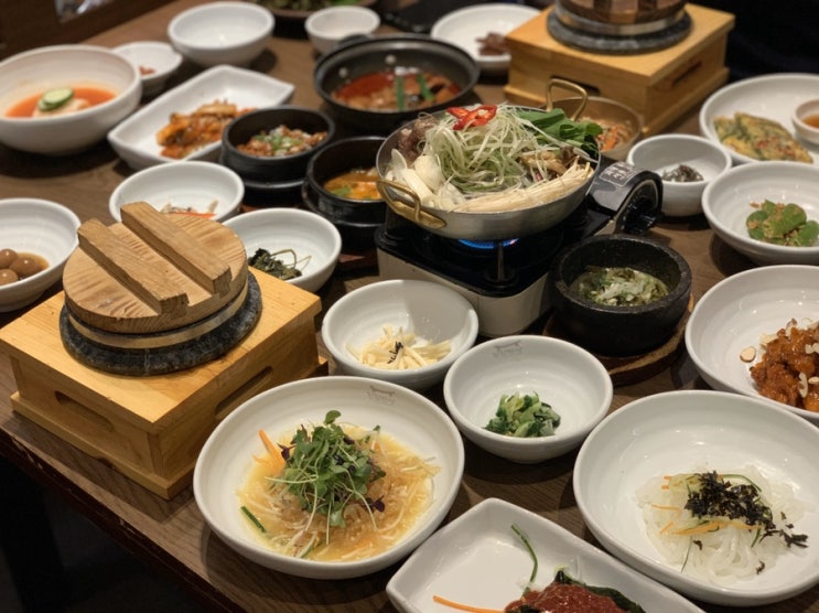  판교맛집 진진반상 상다리 부러질 정도의 한정식