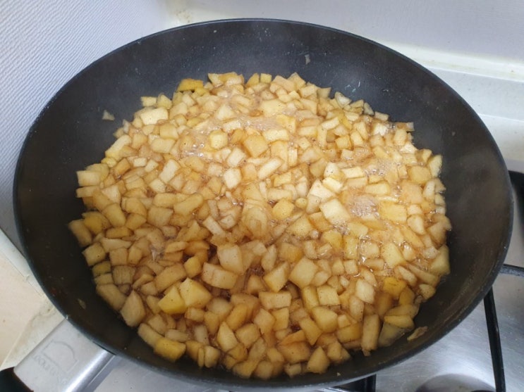  백종원 유튜브보고 사과쨈만들어봄! 존맛탱주의