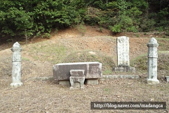  (공신) 동평군 경의 신경유, 정부인 원주김씨, 정부인 죽산박씨 -평산신씨-