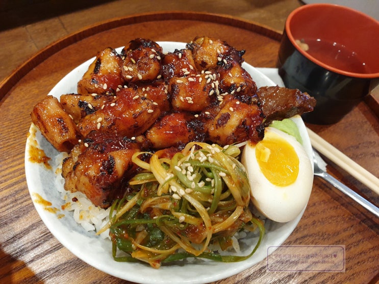  [부산 남포동 맛집] 돈부리로 유명한 마마돈 남포점~ 미뜨보루: 호루몬동, 부타동
