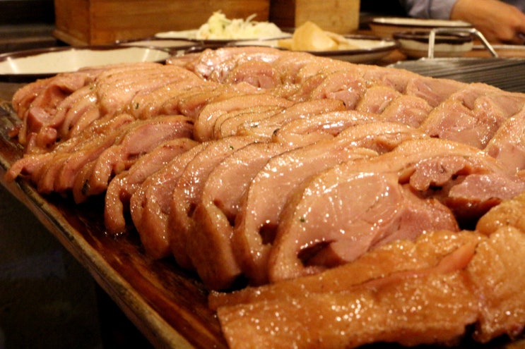  서오릉 오리구이 맛집 온가족 입맛을 사로잡은 시골마루장작구이