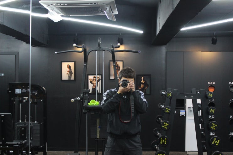  삼산동헬스장 거울은 나의 것..... 청결!