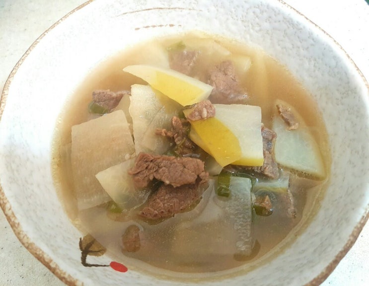  무가 맛있는 소고기무국