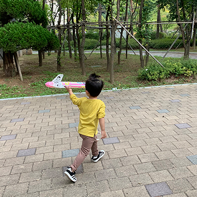  감각놀이에 도움되는 캐리앤샵 에어로켓으로 놀아요
