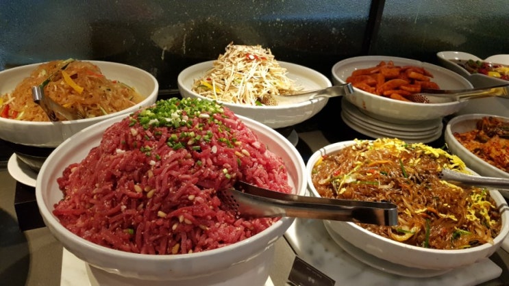  가족모임 돌잔치 환갑잔치로 딱인 더리버사이드호텔 더가든키친 뷔페