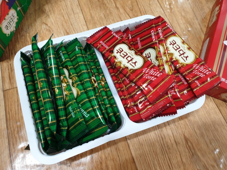  쿠크다스, 화이트토르테(화이트) & 비엔나커피(커피맛) 둘중에 뭐가 더 맛있을까?