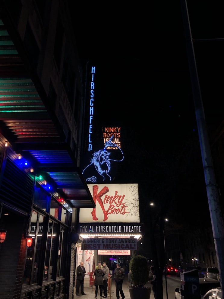  뉴욕 브로드웨이 뮤지컬 ‘킹키부츠(Kinky Boots)’와 Times Square / 솨 in NYC, New York  (7)