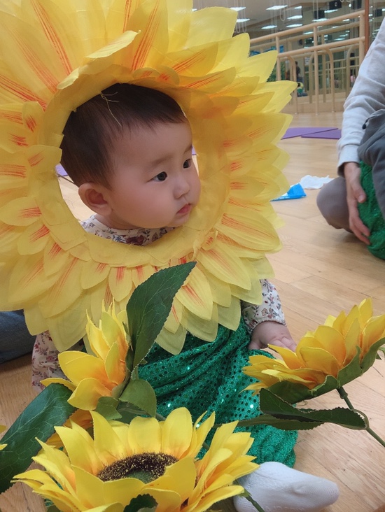  7개월 아기일기 (33주) : 아기 비염, 첫 고깃집 외식, 실온이유식(여행연습), 부산데이트, 문센, 연두부 촉감놀이 등