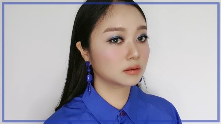  투페이스드 아이 팔레트로 한 완전 세련된 블루 메이크업!