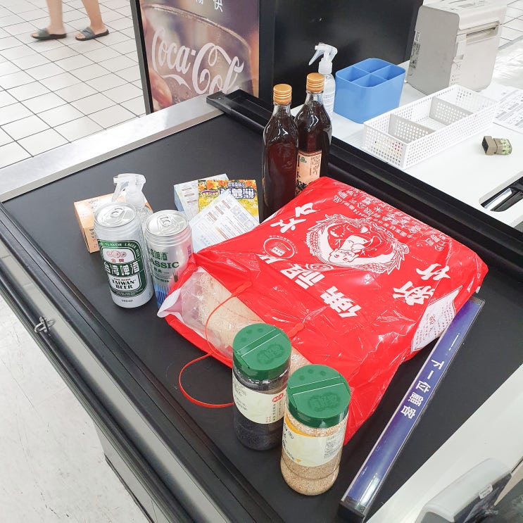  대만 까르푸 타이중 쇼핑리스트 남겨봅니다 (+스타벅스 시티컵)