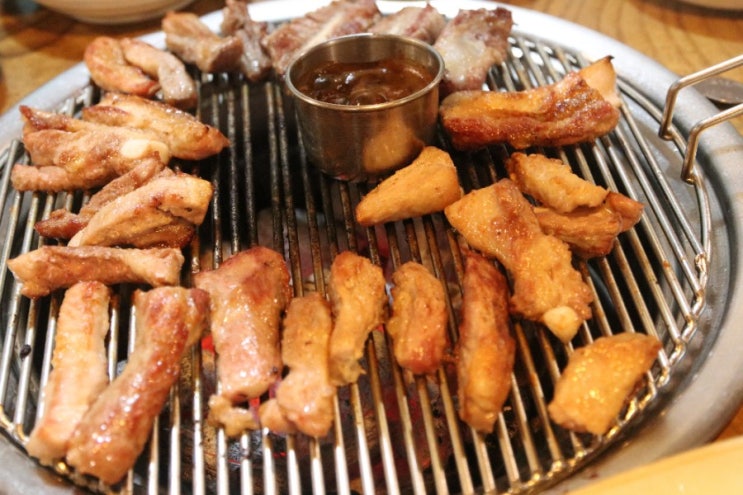  제주시청 맛집 전용 냉장고로 신선한 흑돼지 보관소!