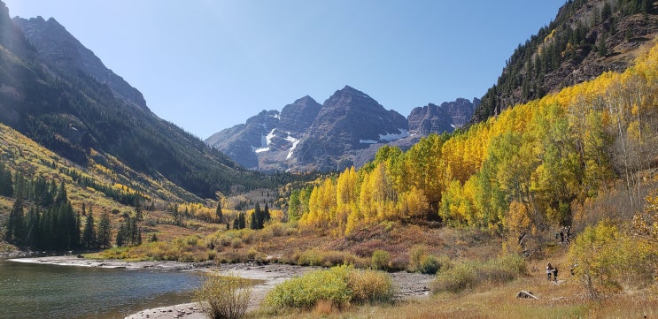  마룬 벨스(Maroon Bells)에서 단풍구경하고 달력사진 찍기
