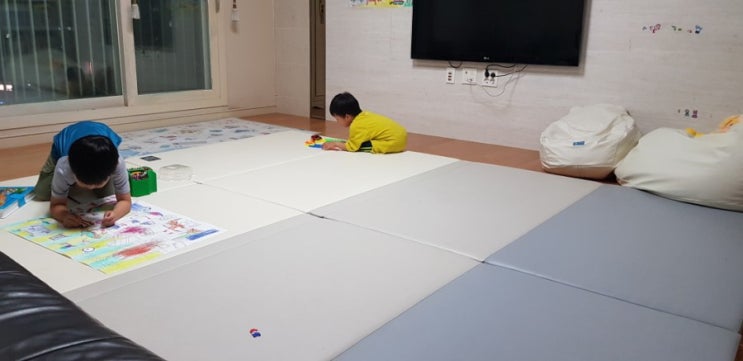  크림하우스매트 쌀쌀해진 날씨, 집에서 신나게!