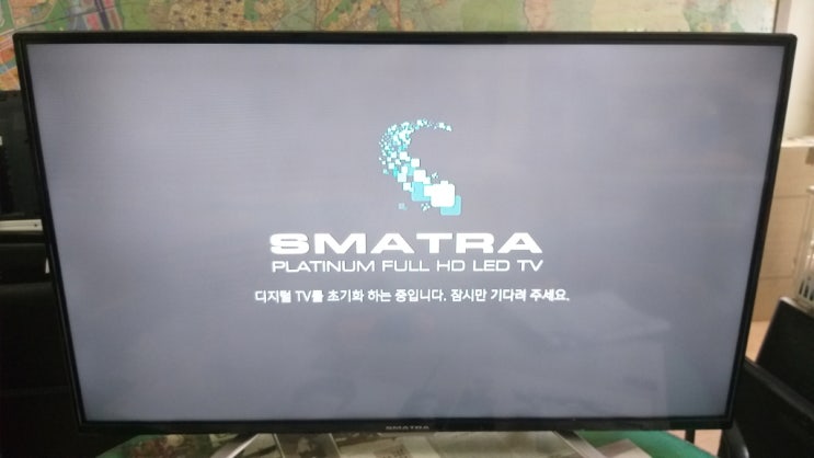  천안 아산 평택 안성 세종 스마트라 유맥스 TV 수리 - 화면이 안 켜지는 SHE-400B 전원이 전혀 없는 SHE-400C 40인치 TV 고장 수리