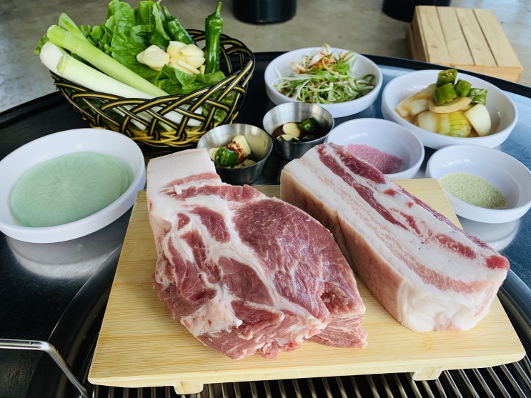  여미지식물원 맛집 ::  진짜 제주흑돼지 큰돈가!