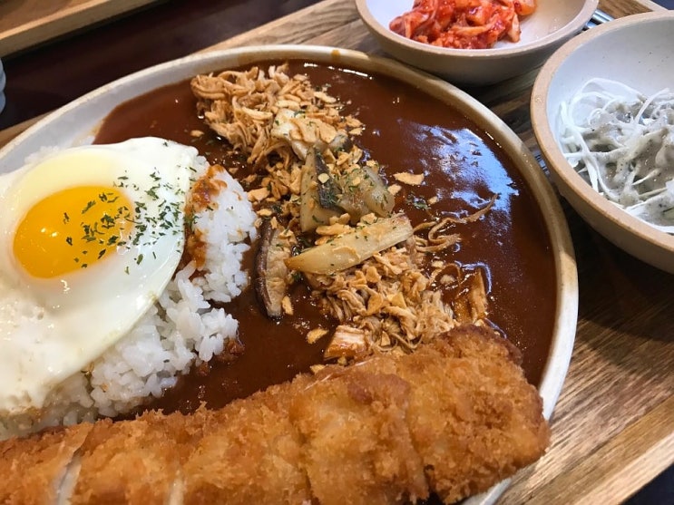  예원   / 전남대 후문 으뜸 카레 맛집 / 전대 후문 밥집 / 신라 미엔 / 소고기 덮밥 / 광주맛집 / 전대 맛집 / 아뛰추천, 아뛰맛집 !!