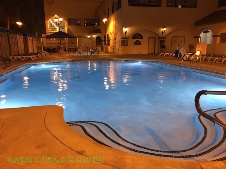[미국LA여행] Harrah’s Laughlin Hotel & Casino - 하라스 라플린 야외수영장 물 엄청 차가워요!