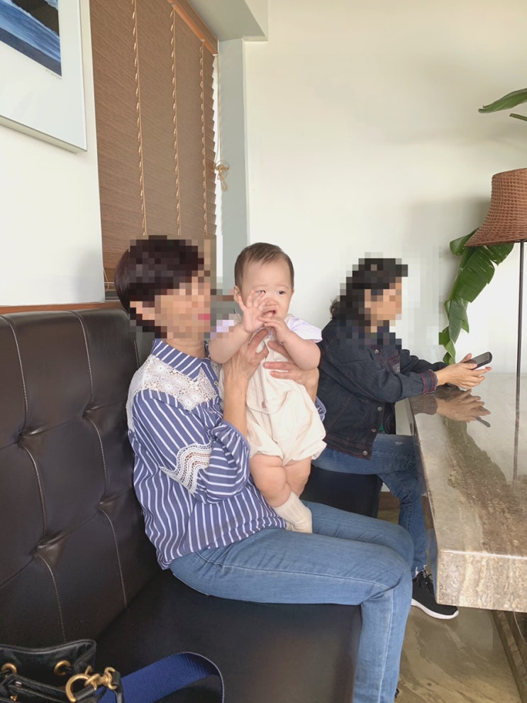 불친절한 카페 부들부들 불친절한 카페 부들부들