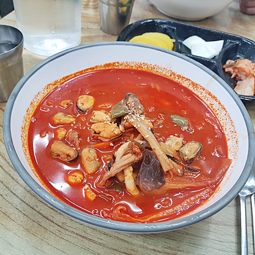  강릉맛집 원조 강릉 교동반점 본점 & 바로방 빵집 후기