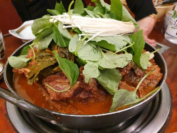  대구 놀이방식당 뼈마시감자탕 본점 양도 푸짐하고 맛까지 일품