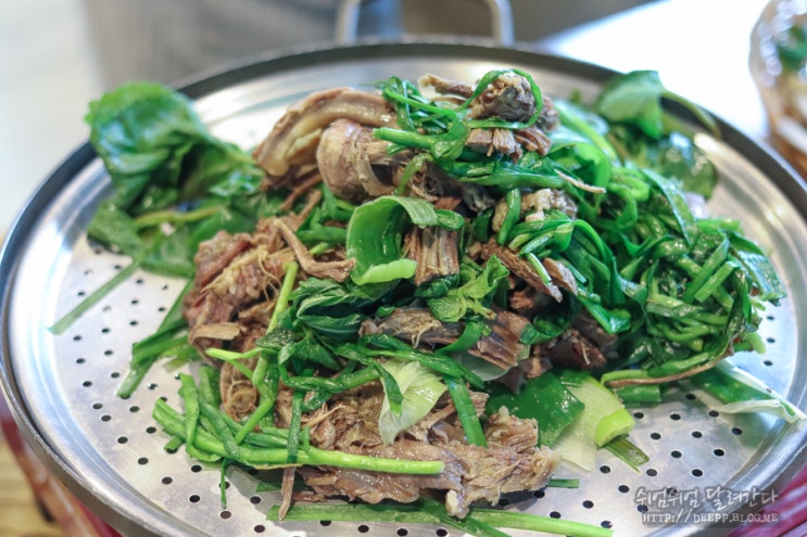 하남 흑염소 맛집 까치산장의 흑염소 갈빗살 수육!