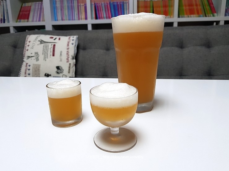  제철사과즙으로 만든 사과젤리, 모양은 맥주젤리