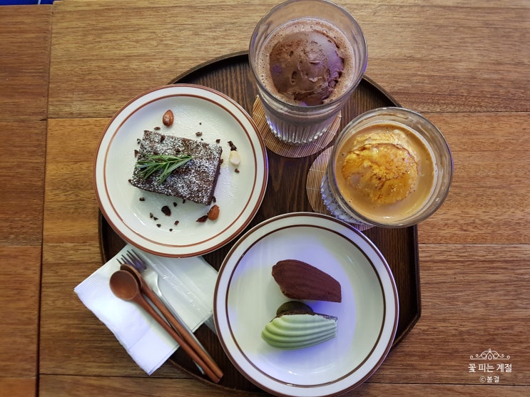  수제 디저트가 맛있는 암사역 카페 : 암사동 카페 공공장소 갔다왔어요! / 수제 디저트카페
