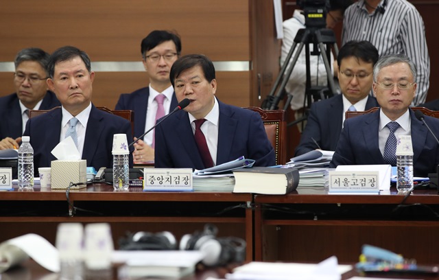  여야, 여상규 법사위원장 욕설 논란 공방전 펼쳐