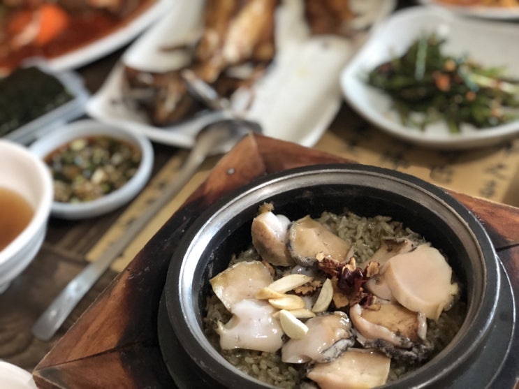  제주절물자연휴양림맛집 효섬마을초가집 전복돌솥밥