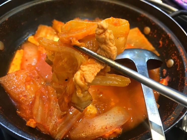 [대전맛집베스트]누름돌생고기김치찌개::입맛 까다로운 엽정씌가 인정한 대전태평동맛집/디데이세븐블로그