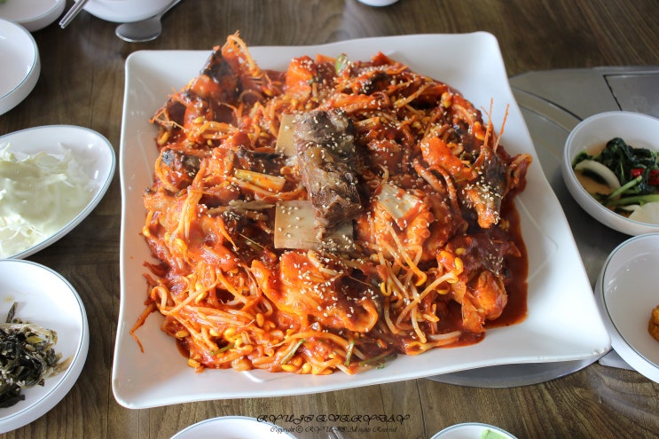  고양시 맛집 :: 빠삐용낙지에서 푸짐한 매콤달콤 해물찜 먹어요! :D [수제비도 굿!]