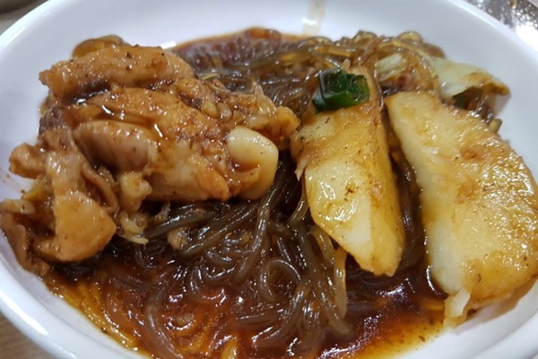  요리연구가가 직접 추천한 안동찜닭골목맛집 안동밀레니엄찜닭